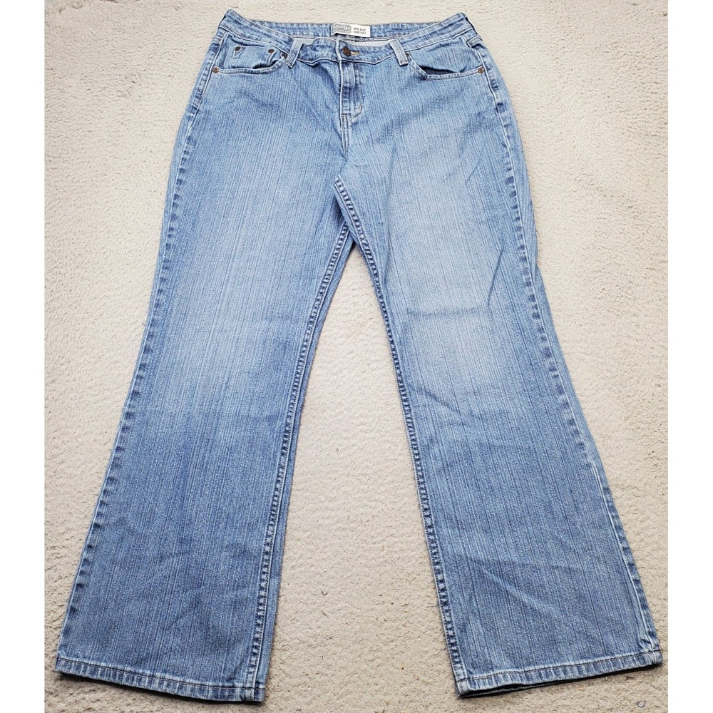 Levi's Bootcut Jean Women's‎ 14M Blue Denim Classic Mid Rise Medium Wash Outdoor